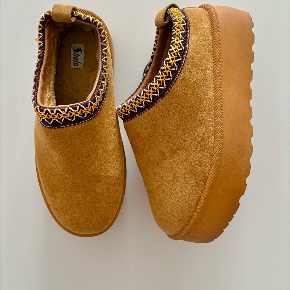 Slippers